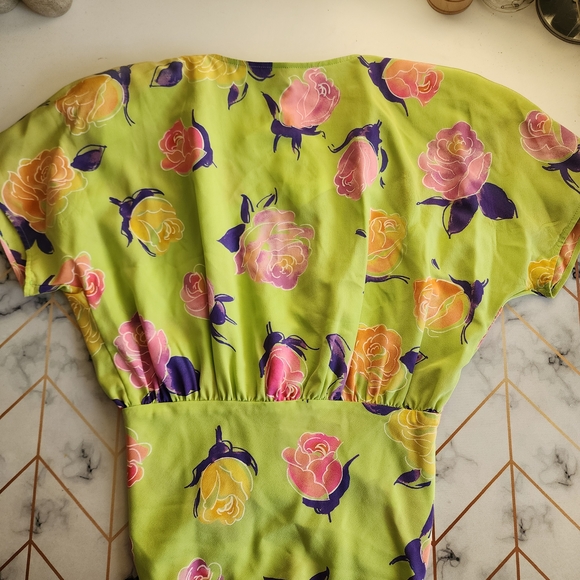 GFT Donna SpA Gruppo Ungaro Paralelle Vintage Green Floral top - Picture 2 of 5